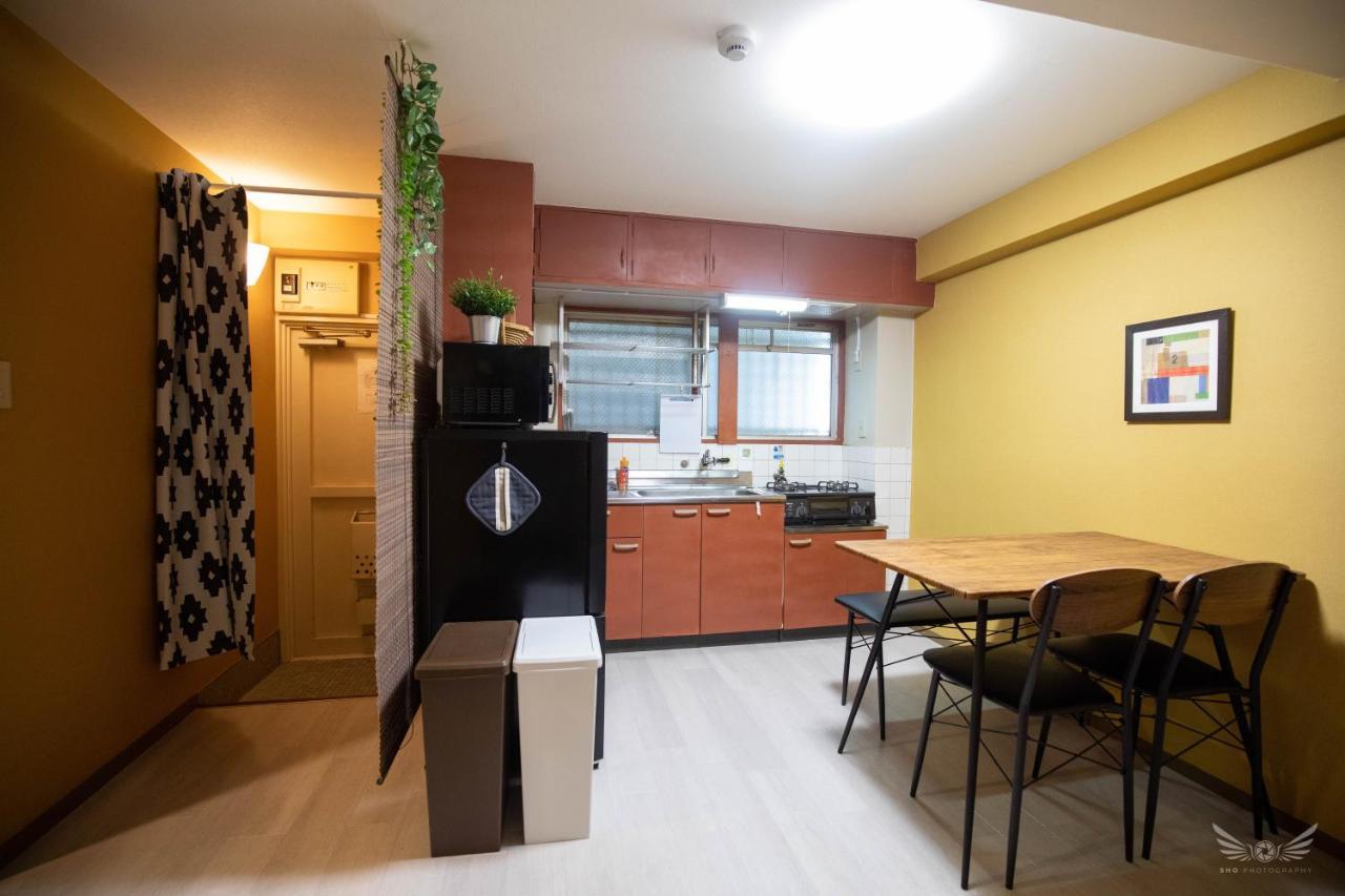Hakata Apartment Fukuoka  Exteriör bild